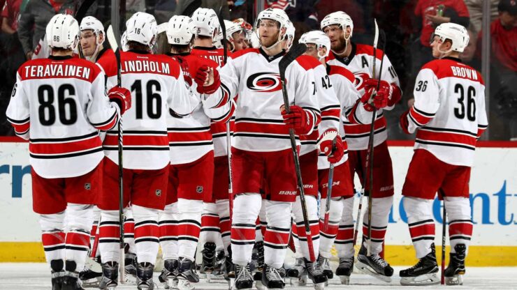 NHL Hockey Betting: Carolina Hurricanes at New Jersey Devils