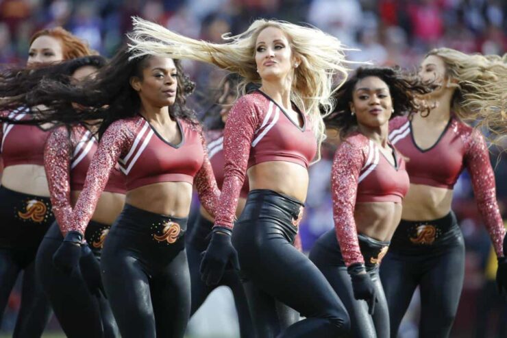 Philadelphia Eagles Look To Keep Pace In NFC East Against Redskins