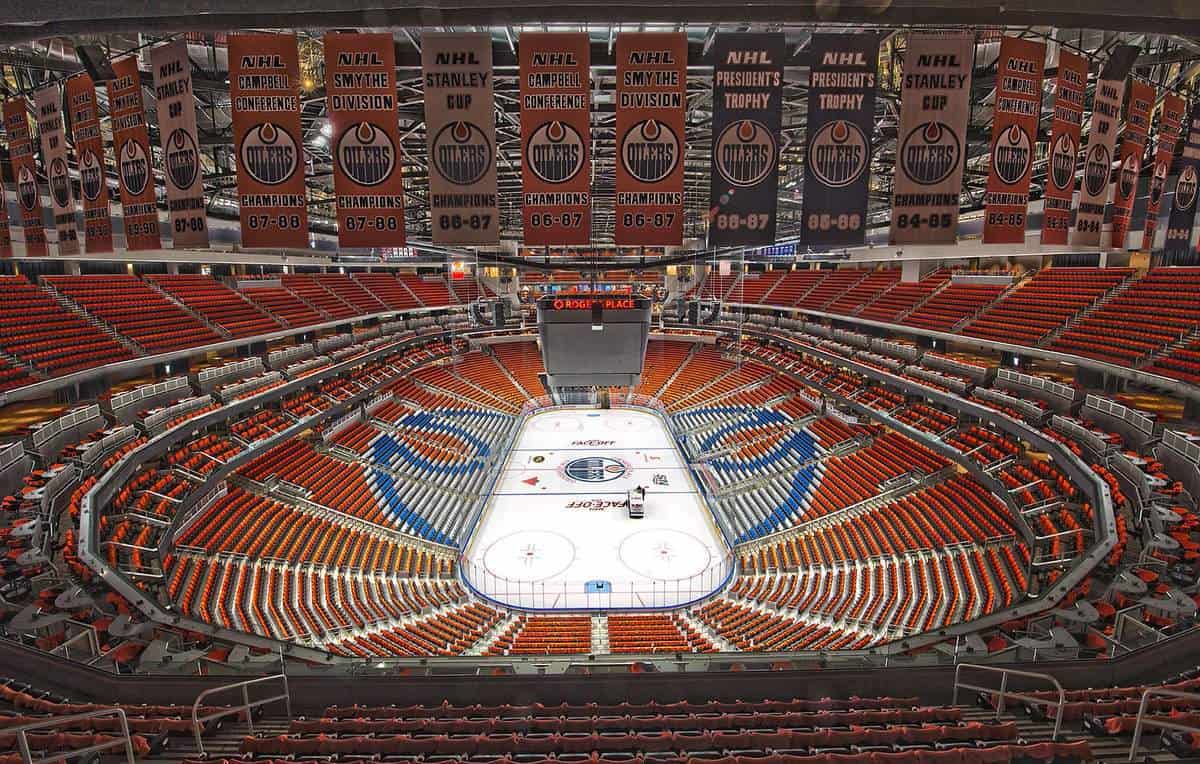 NHL Now Looking At 24 Team Playoffs Upon Return