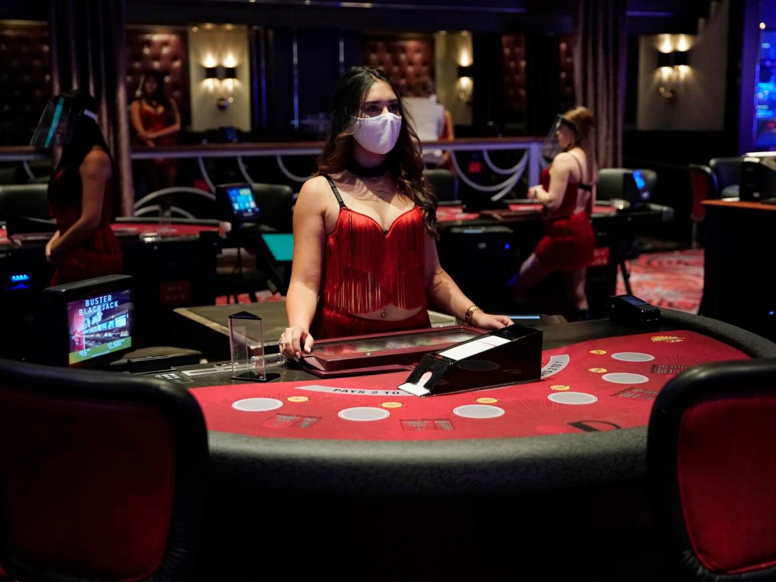Nevada Gaming Control Board Now Requiring Masks At Table Games