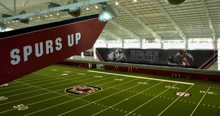 South Carolina Likely To Hire Oklahoma Assistant Shane Beamer As New Head Coach