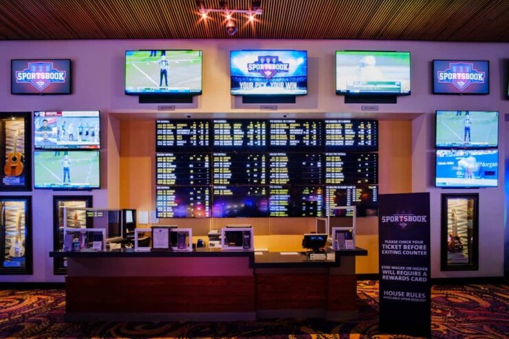 Sportsbooks Post Early Super Bowl Line (Very Early)