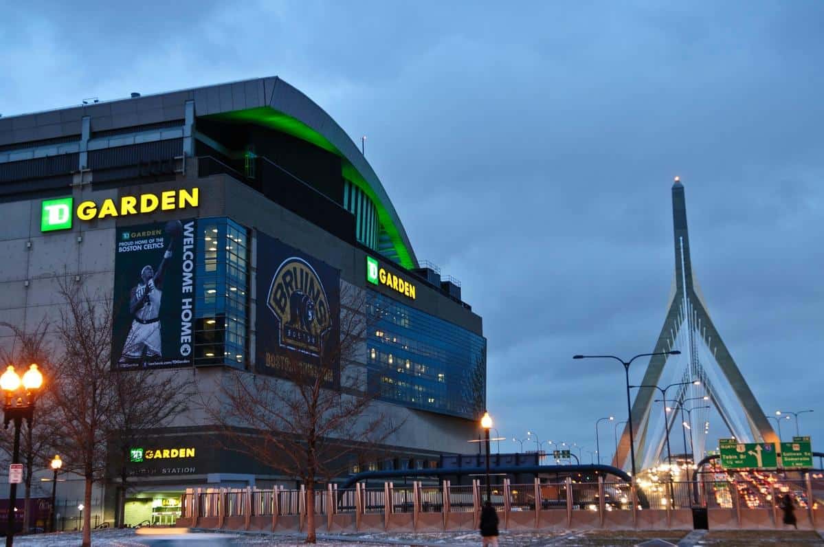 Boston Bruins Name DraftKings Official Daily Fantasy Sports Partner