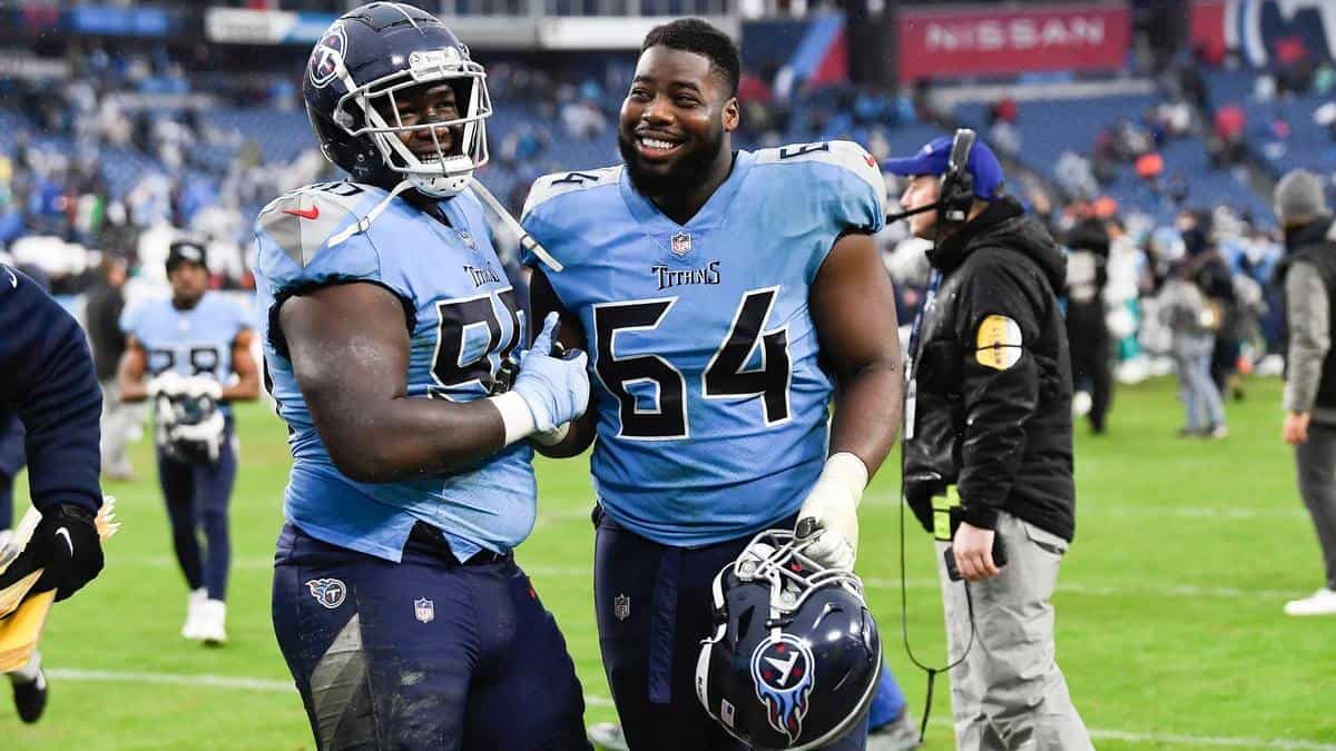 Tennessee Titans Rip Miami Dolphins To Clinch AFC South Title