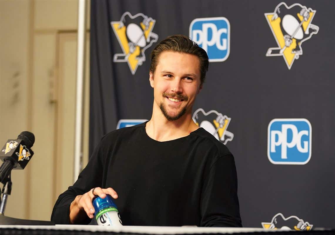 Pittsburgh Penguins Acquire Defenseman Erik Karlsson