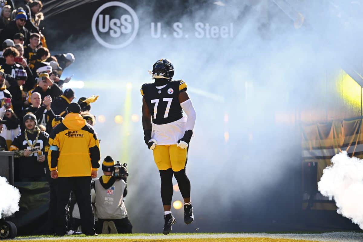 Steelers vs Eagles Week 15: Odds, Injuries, Trends, Player Props